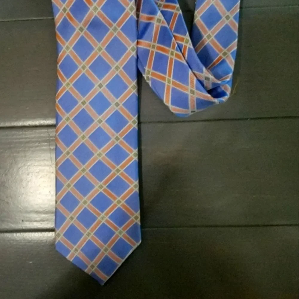 CAPE COD Neckwear Men's Geometric Grid Tie Pattern with Multicolor Accents